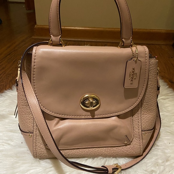 Coach Handbags - Coach Faye crossbody/backpack f30525